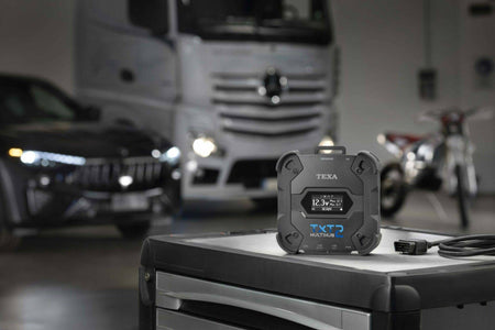 TEXA AXONE Nemo Plus TRUCK with Multihub 2 in use